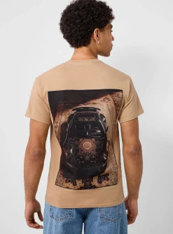 Tapestry car appliqué T-shirt