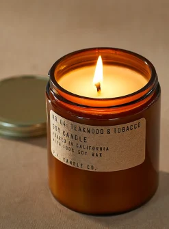 Teakwood & tobacco scented candle