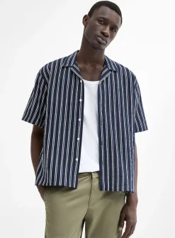 Textured double-stripe camp shirt
