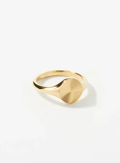 Textured stripe ring
