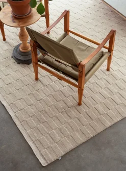 Textured tiles artisanal rug