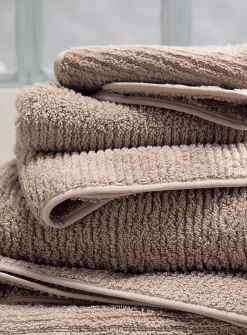 Textured Turkish cotton towels