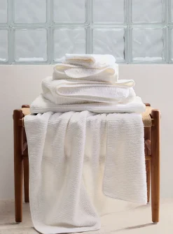 Textured Turkish cotton towels