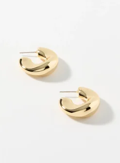 Thick wavy half-hoops