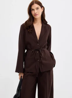 Thin belt flowy hammered blazer