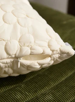 Thin canvas quilted floral removable-cover cushion