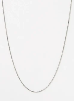 Thin silver chain