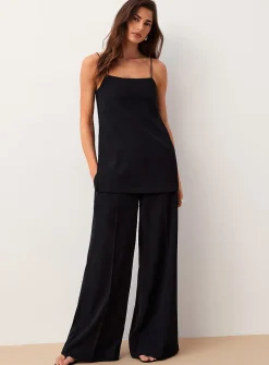 Thin straps flowy tunic cami