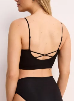 Thin straps ribbed padded bralette