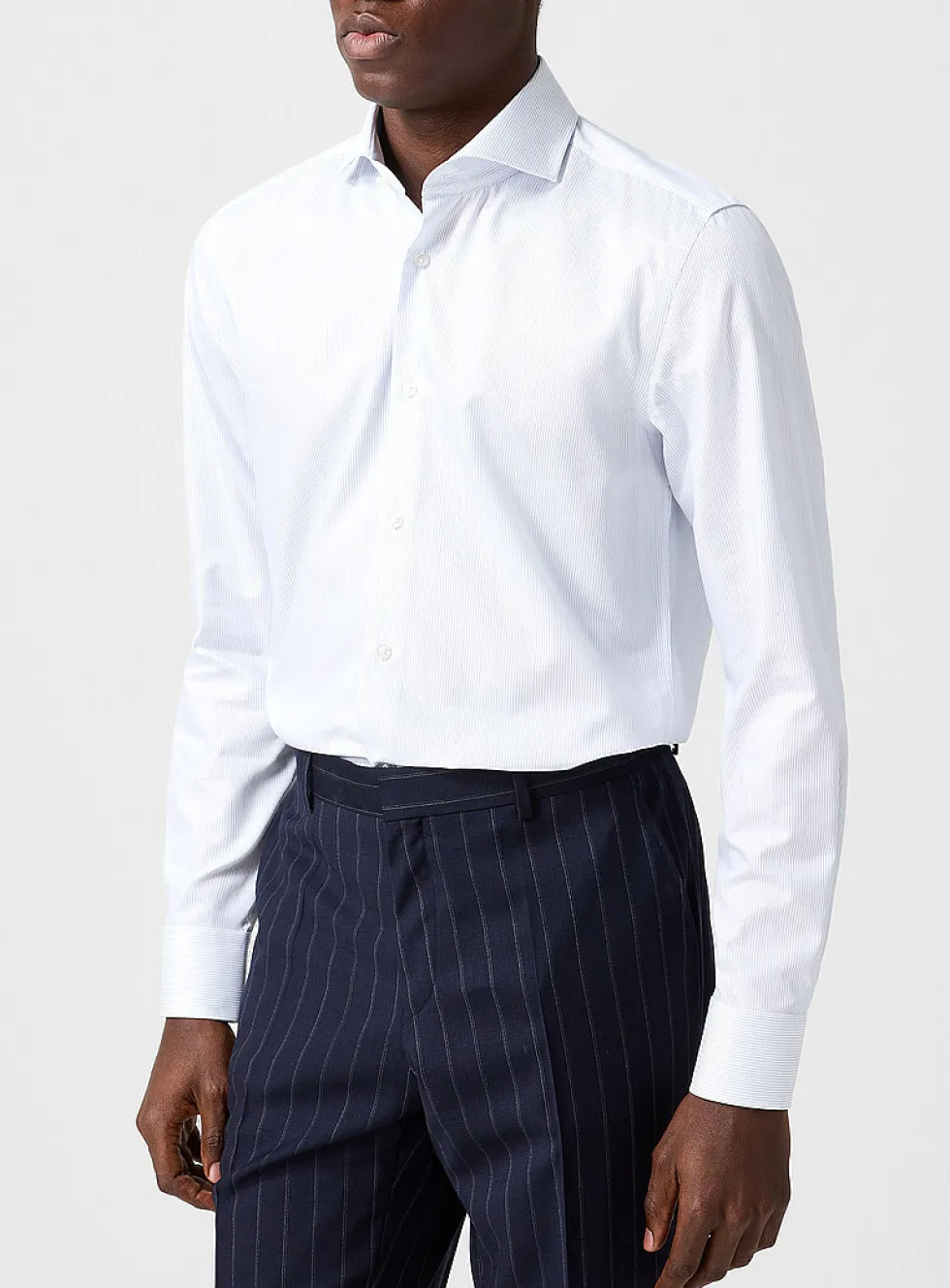 Thin-stripe slim shirt