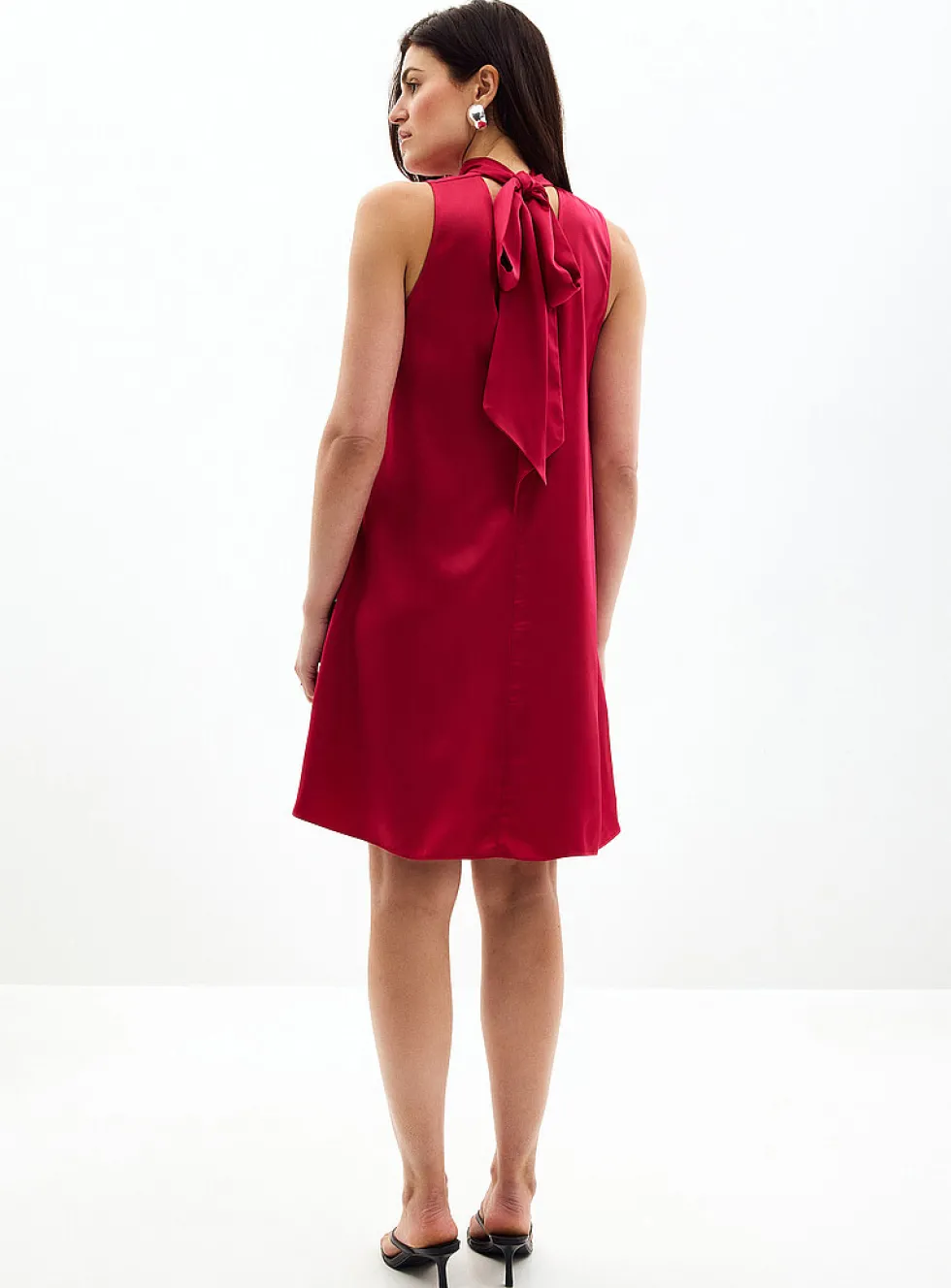 Tie-neck satiny dress