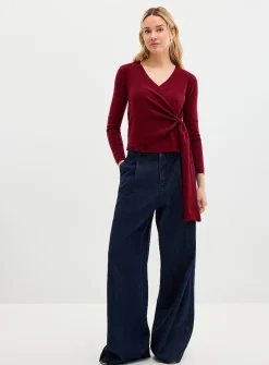 Tie-up crossover sweater