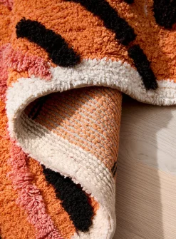 Tiger bath mat