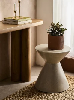 Tokken fiber cement side table
