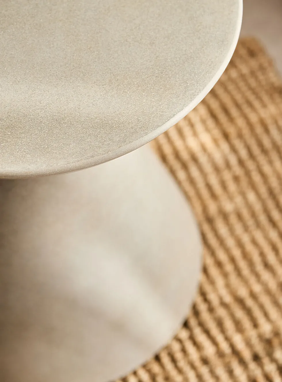 Tokken fiber cement side table