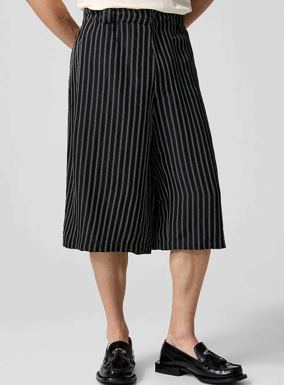 Toluca oversized striped Bermuda short