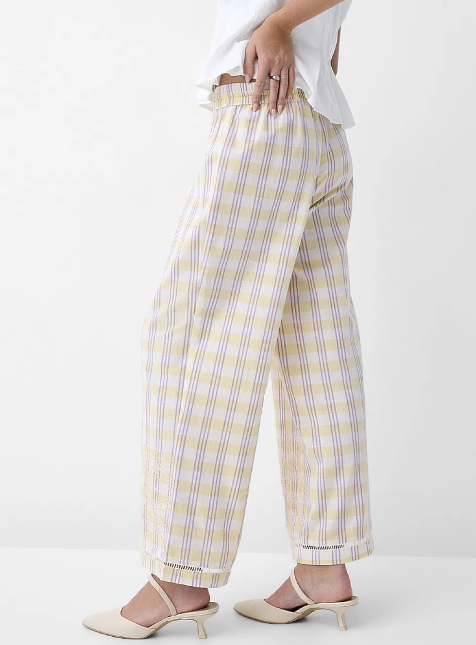 Touch of linen embroidered openwork wide-leg pant