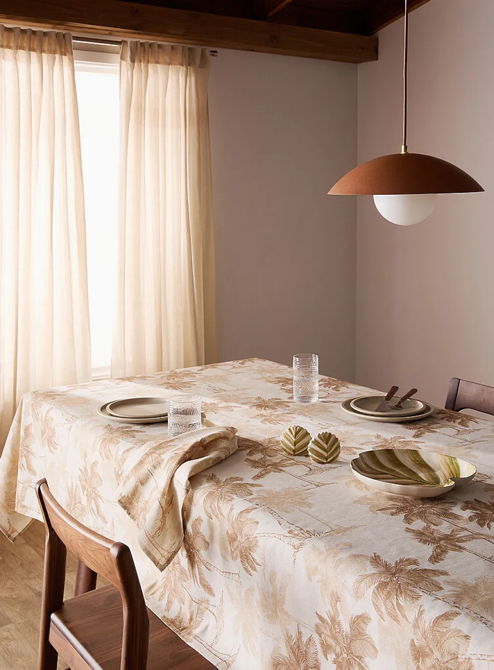 Touch of linen gorgeous palm trees tablecloth