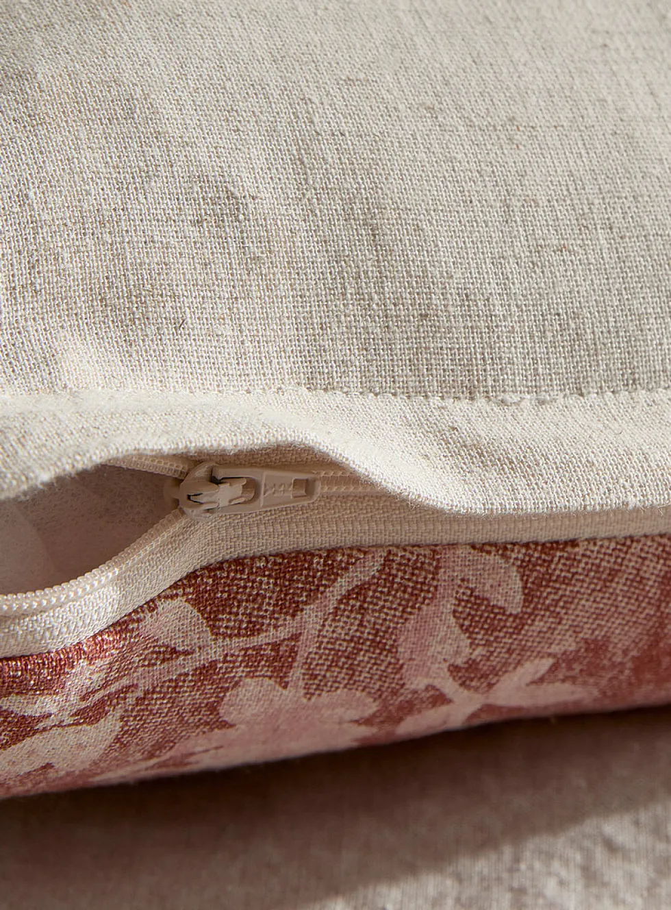 Touch of linen stencil flowers removable-cover cushion