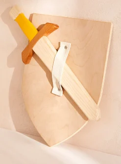 Toy dragon shield and sword set