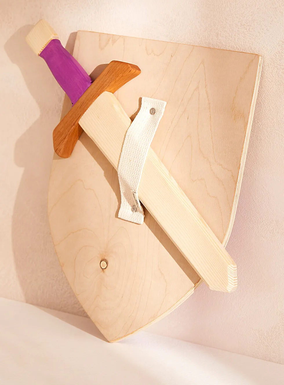 Toy unicorn shield and sword set