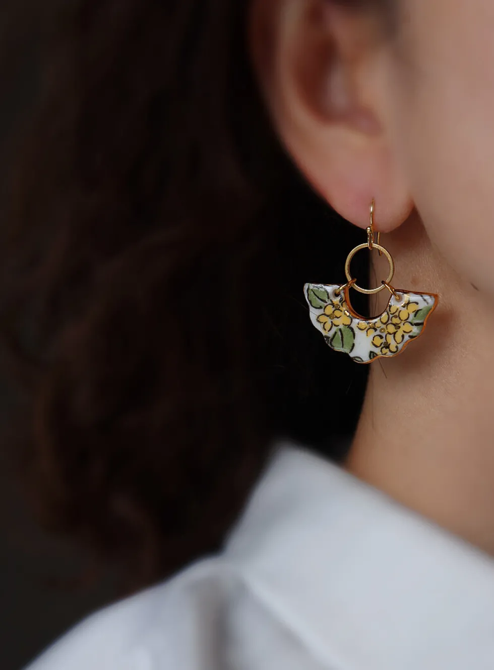 Toya porcelain fan earrings