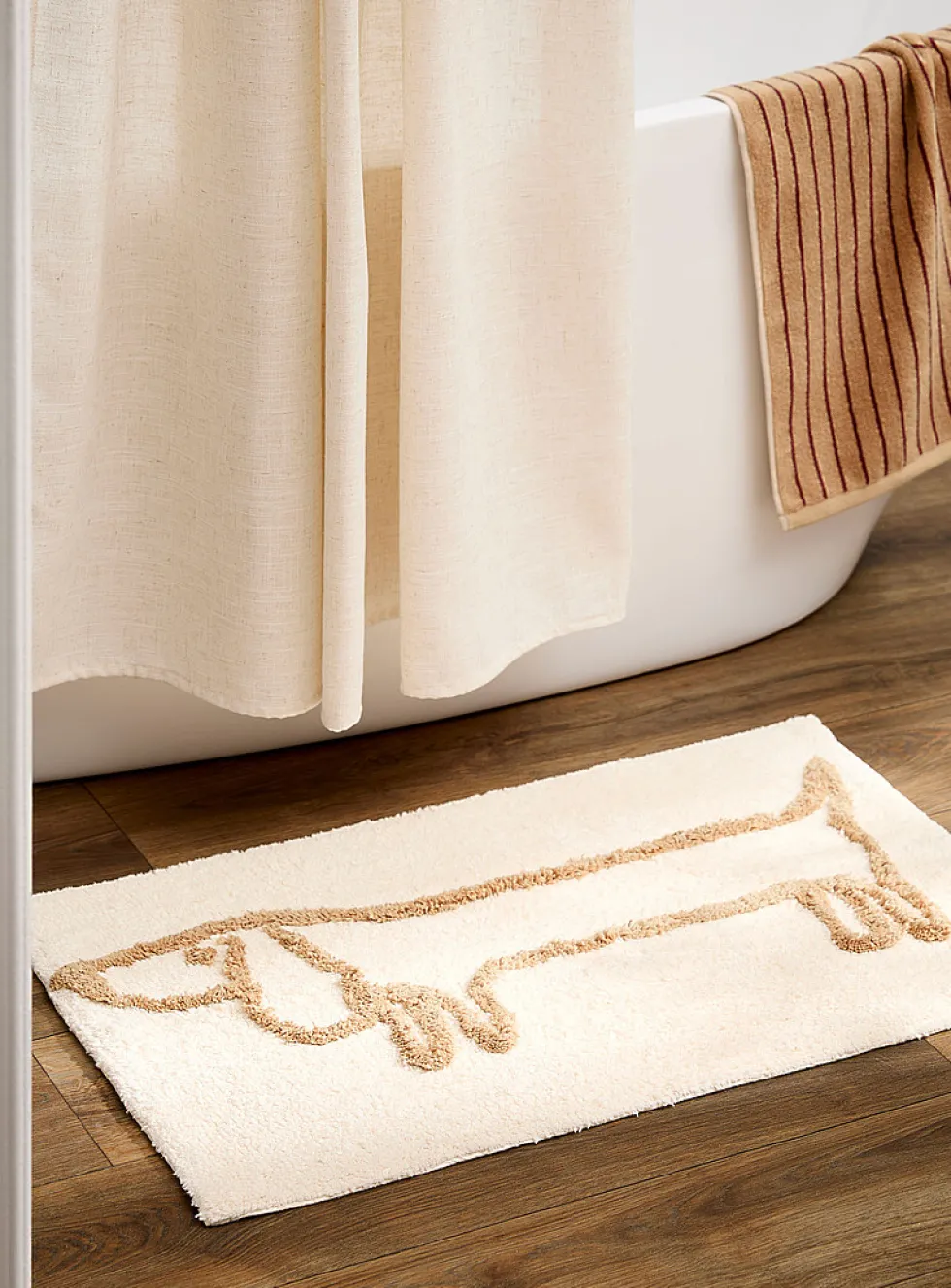 Traced dog bath mat