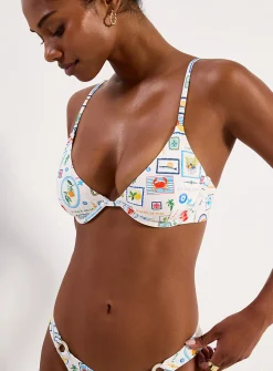 Triangular-neckline balconette