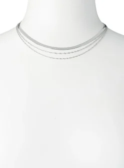 Triple-row chain