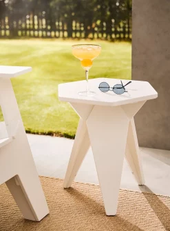 Tripod outdoor accent table