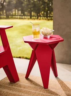 Tripod outdoor accent table