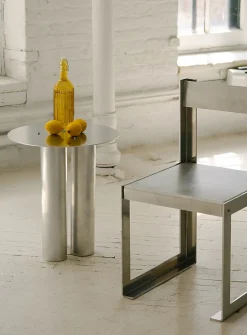 TT01 cylindrical aluminum side table
