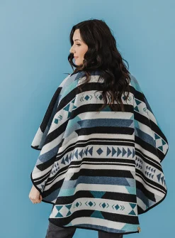 Tundra reversible shawl