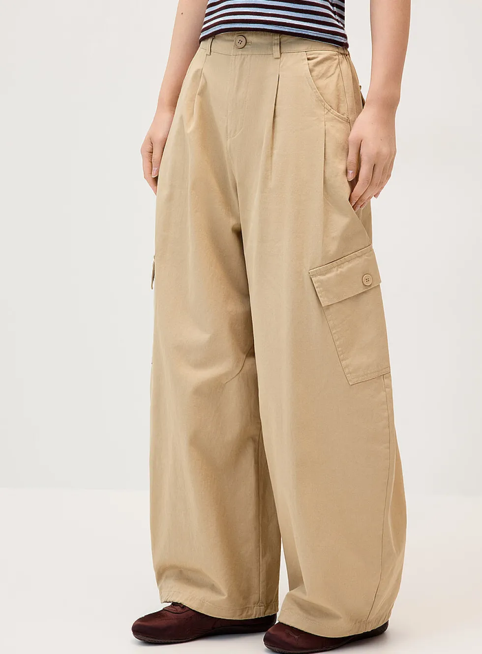 Twill barrel-leg cargo pant