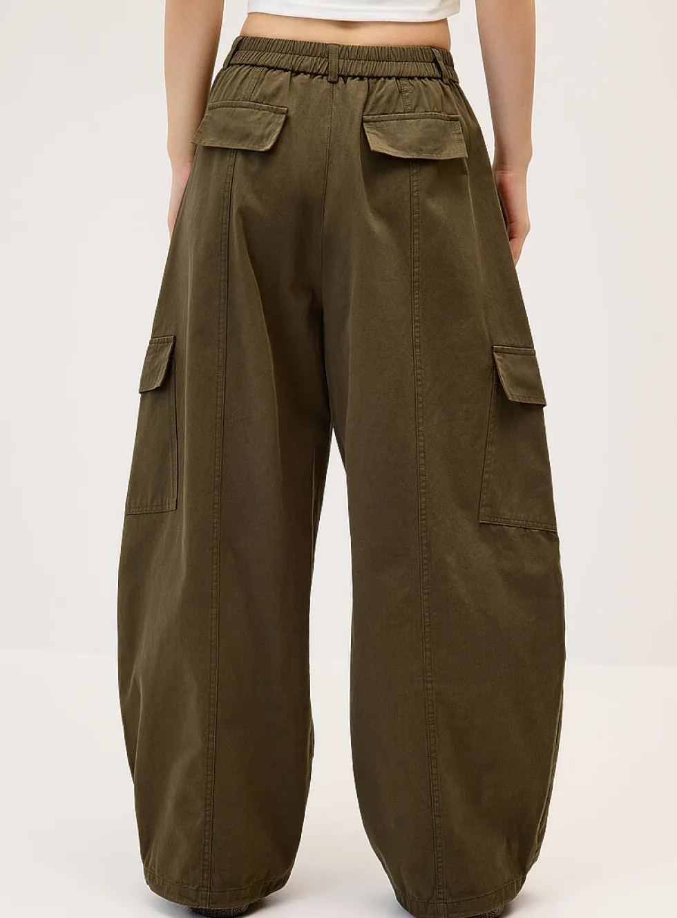 Twill barrel-leg cargo pant
