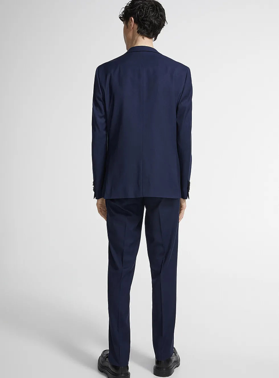 Twill minimalist suit