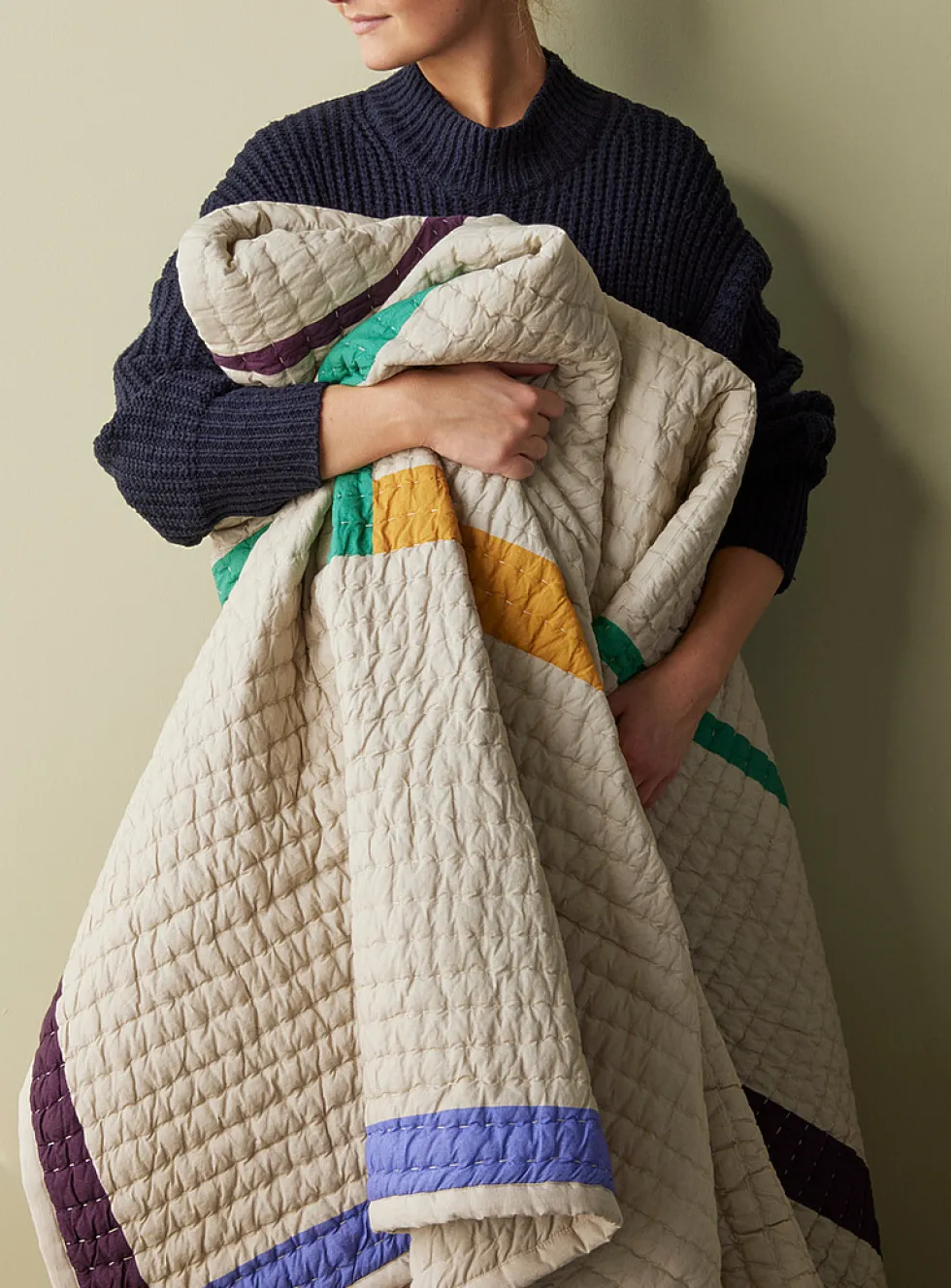 Twist colour block quilted bedspread