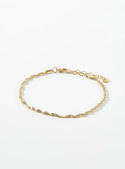 Twisted ankle chain