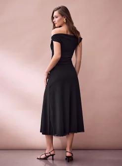 Twisted details maxi micromesh dress