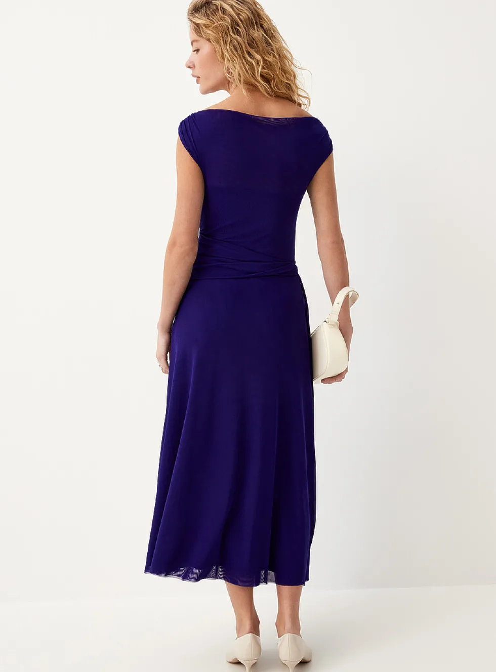 Twisted details maxi micromesh dress