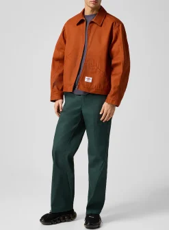 Twisted seams chino pant