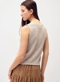 Two bead buttons sweater vest