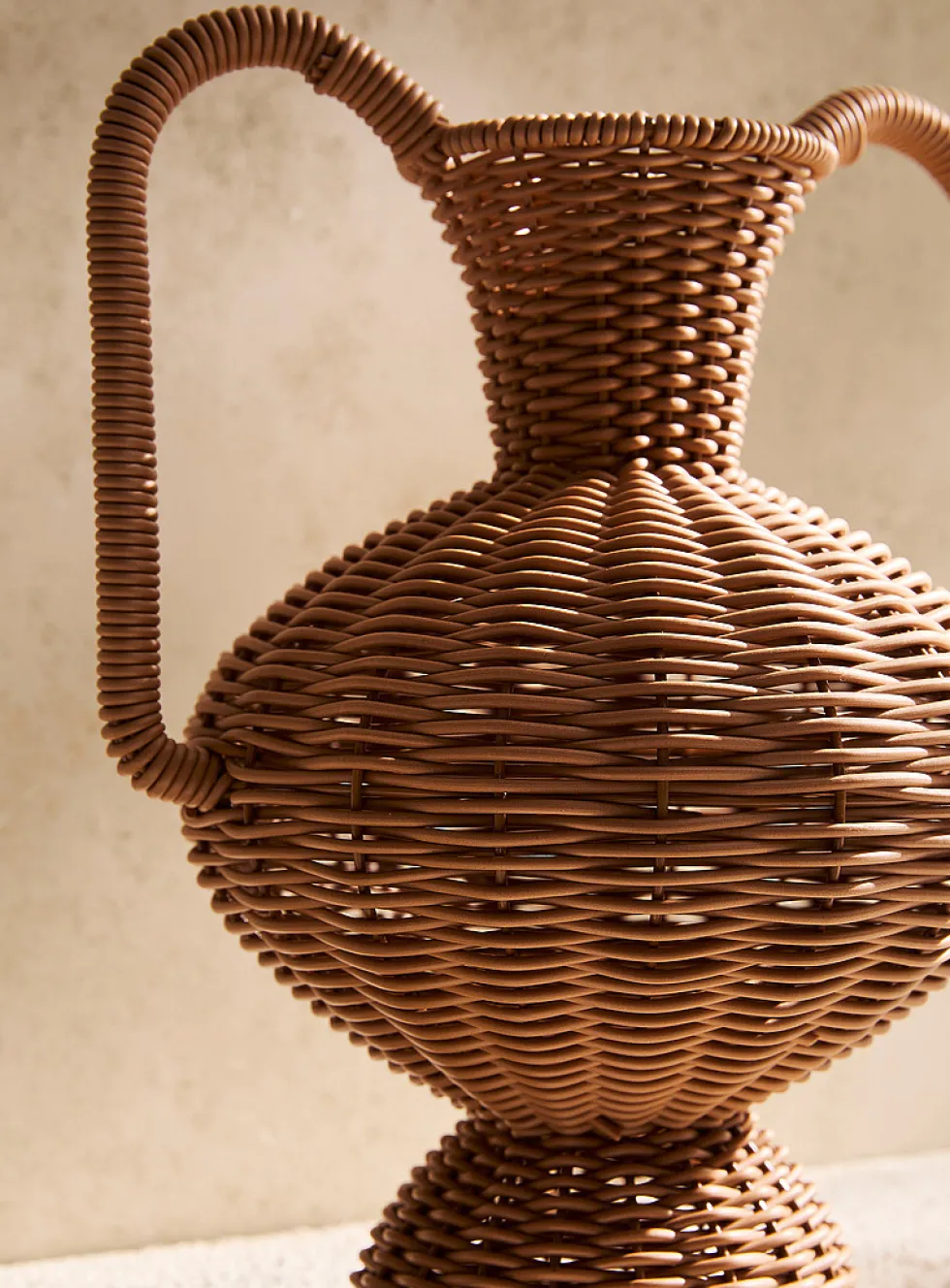 Two-handled rattan effect vase