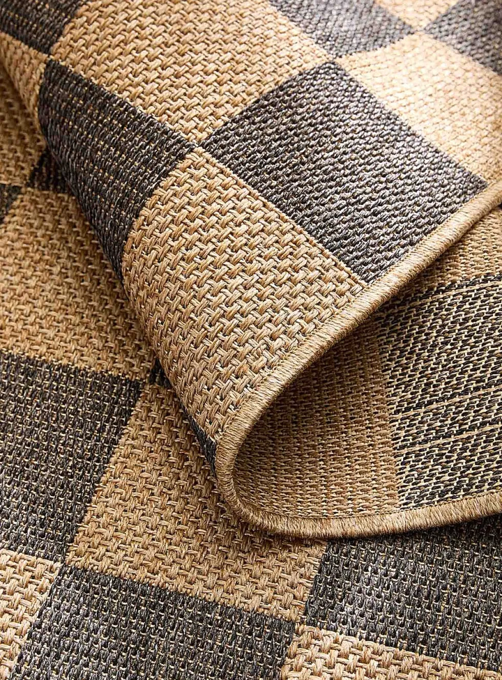 Two-tone checkerboard outdoor rug