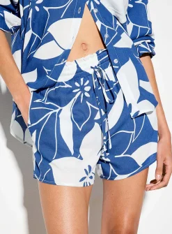 Two-tone hibiscus touch of linen short
