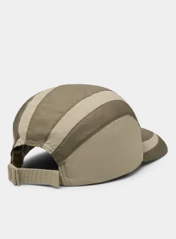 Two-tone nylon cap