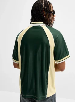 Two-tone soccer jersey