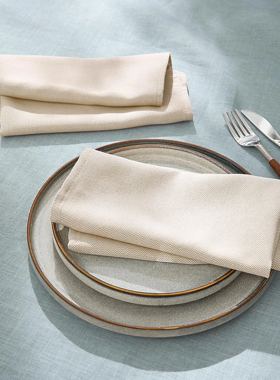 Two-tone woven napkins