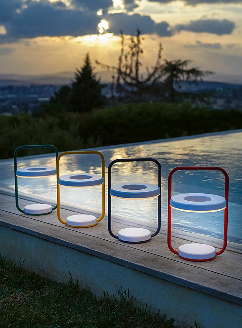 Ulli portable lamp