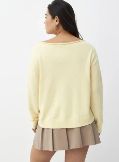 Ultra-soft boat-collar sweater